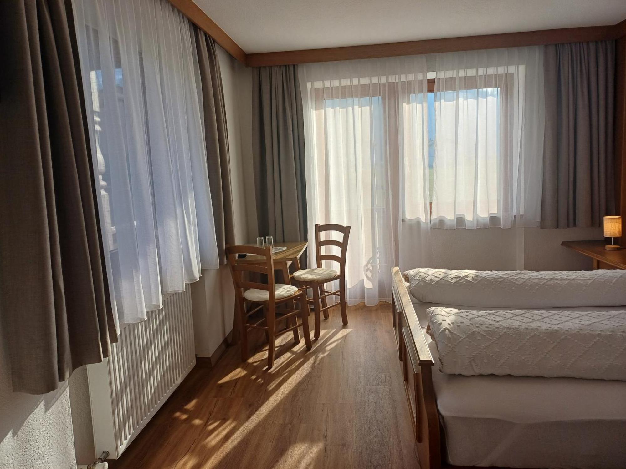 زيل أم زيلر Gaestehaus Berta الغرفة الصورة